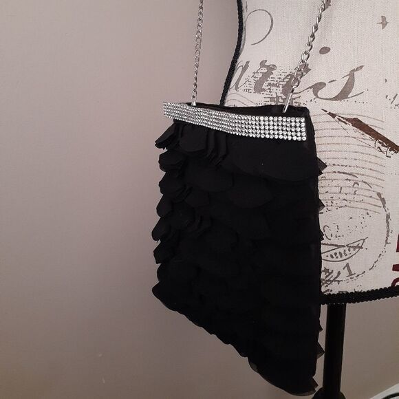 Black Fashion Purse.   - Picture 1 of 2